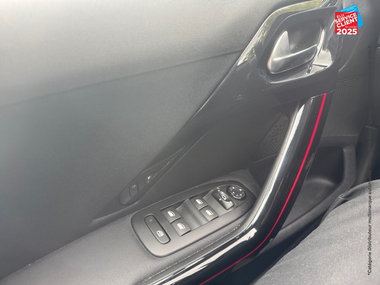 Véhicule d'occasion PEUGEOT 2008 1.2 PURETECH 110CH GT LINE S/S EAT6 CAMERA GPS chez Hyundai Reims