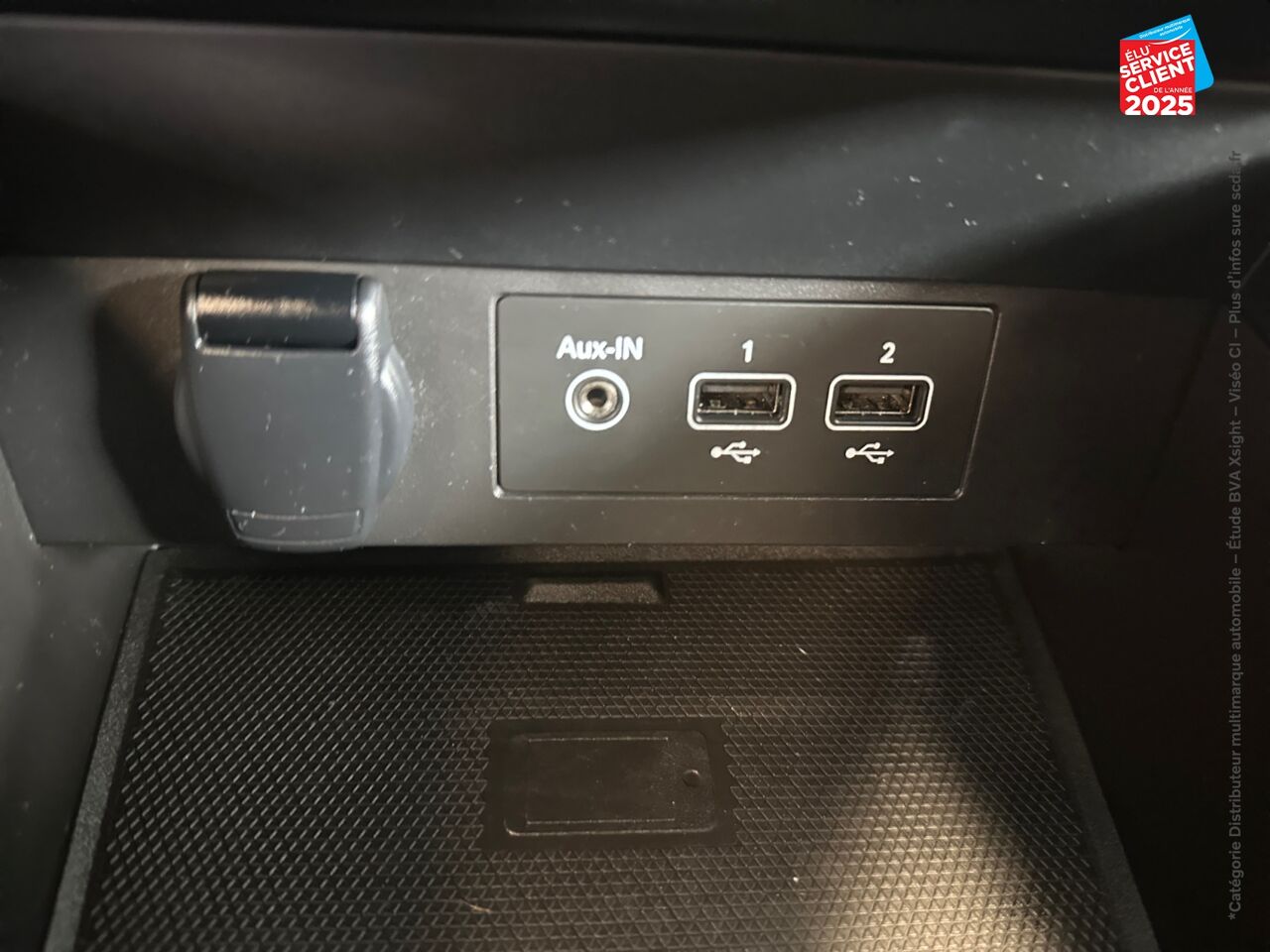 Véhicule d'occasion RENAULT CLIO 1.3 TCE 130CH FAP INITIALE PARIS EDC SIEGES CHAUF/CUIR GPS CAMERA BOSE chez Renault Sélestat