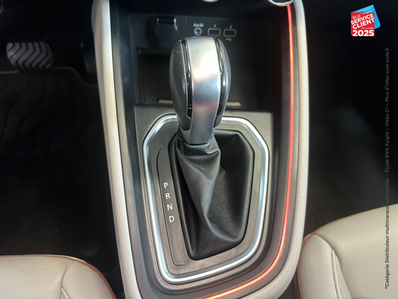 Véhicule d'occasion RENAULT CLIO 1.3 TCE 130CH FAP INITIALE PARIS EDC SIEGES CHAUF/CUIR GPS CAMERA BOSE chez Renault Sélestat