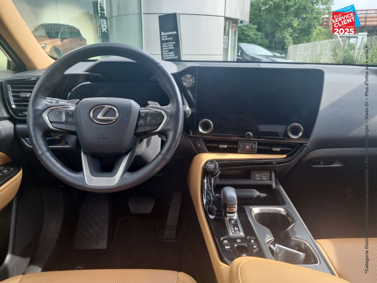 Véhicule d'occasion LEXUS NX 450H+ EXECUTIVE 4WD MY24 TOUVRANT SIEGES CHAUF/VENTIL/CUIR VOLANT CHAUF GPS chez Lexus Strasbourg