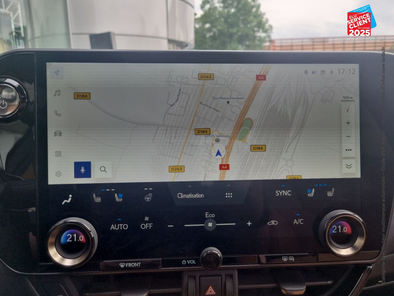 Véhicule d'occasion LEXUS NX 450H+ EXECUTIVE 4WD MY24 TOUVRANT SIEGES CHAUF/VENTIL/CUIR VOLANT CHAUF GPS chez Lexus Strasbourg