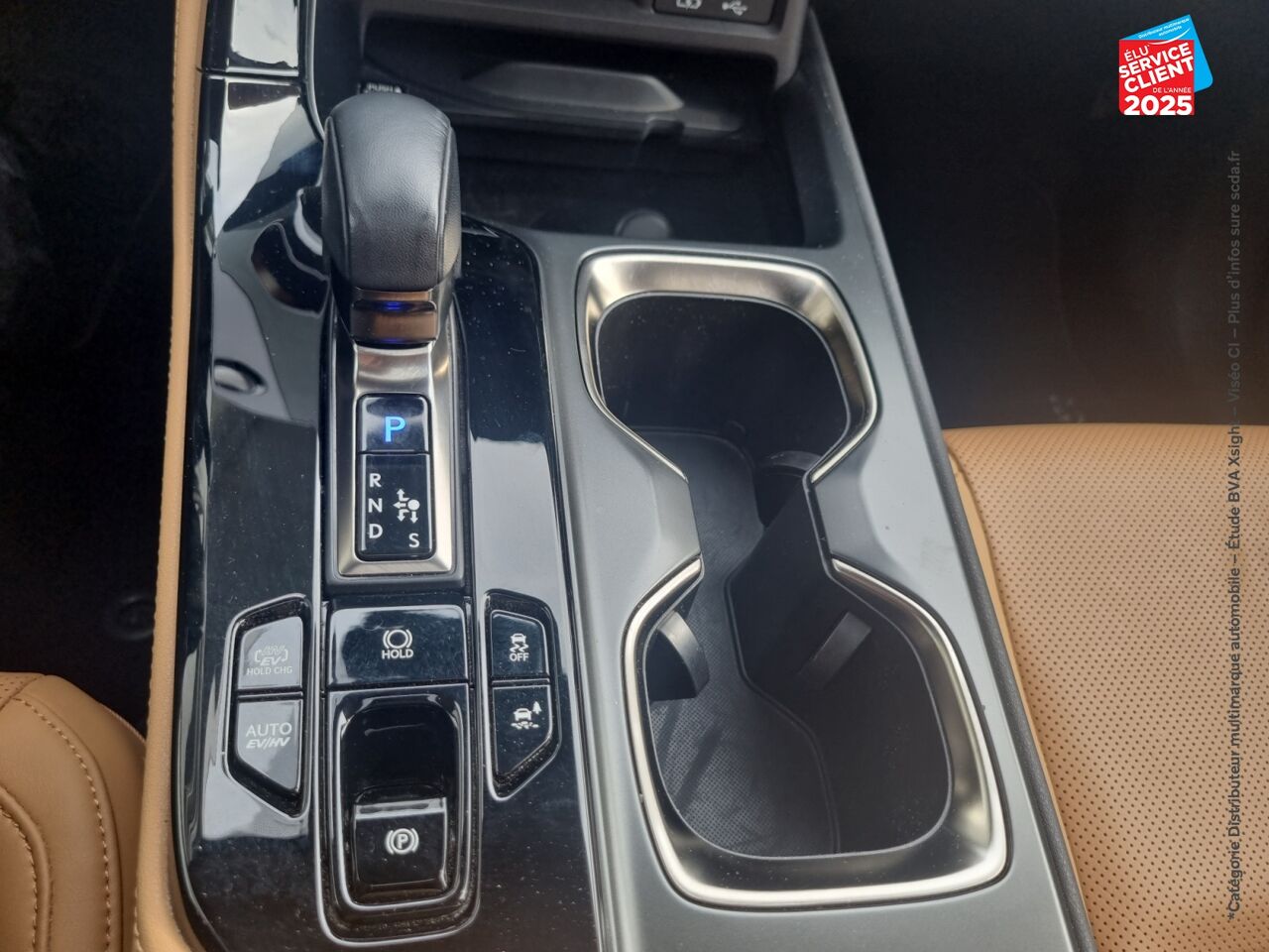 Véhicule d'occasion LEXUS NX 450H+ EXECUTIVE 4WD MY24 TOUVRANT SIEGES CHAUF/VENTIL/CUIR VOLANT CHAUF GPS chez Lexus Strasbourg