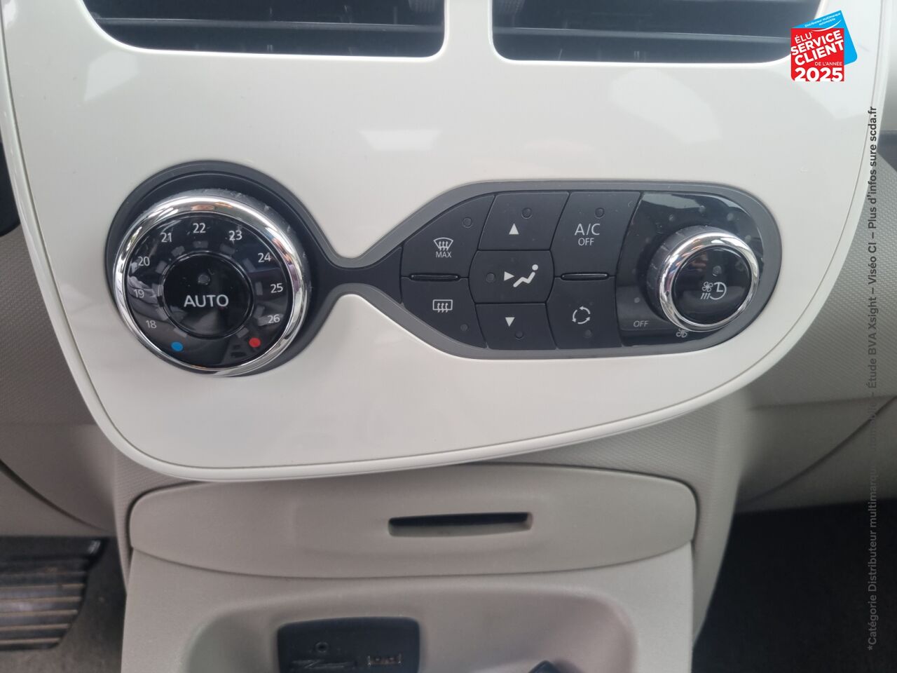 Véhicule d'occasion RENAULT ZOE ZEN CHARGE NORMALE R90 chez BMW Colmar
