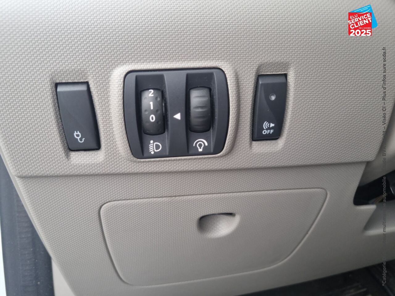Véhicule d'occasion RENAULT ZOE ZEN CHARGE NORMALE R90 chez BMW Colmar