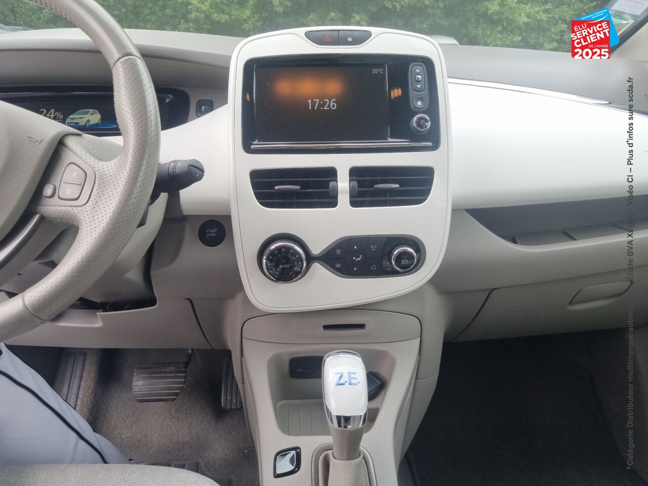 Véhicule d'occasion RENAULT ZOE ZEN CHARGE NORMALE R90 chez BMW Colmar