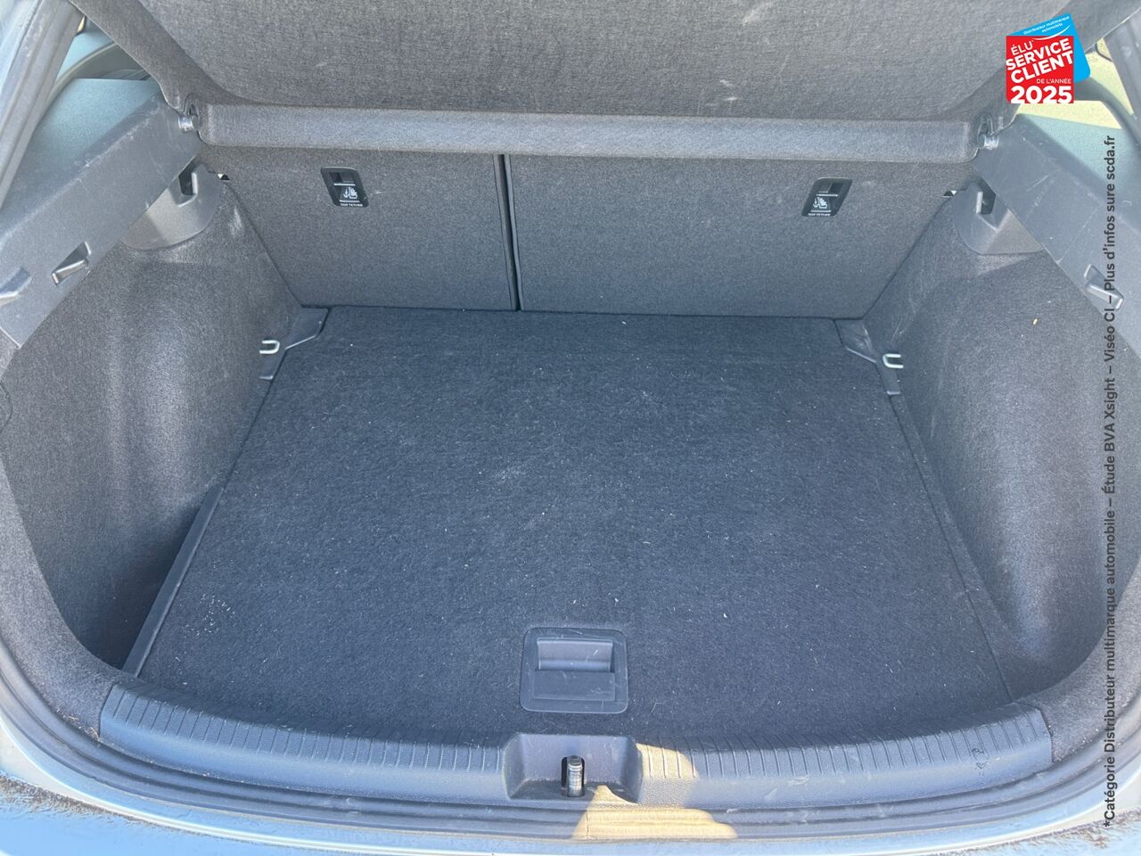 Véhicule d'occasion VOLKSWAGEN TAIGO 1.0 TSI 110CH R-LINE DSG7 chez Toyota Thionville