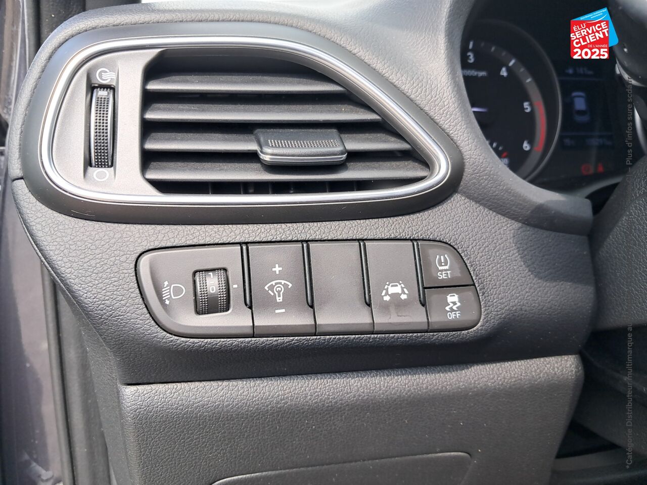 Véhicule d'occasion HYUNDAI I30 1.6 CRDI 115CH EDITION NAVI EURO6D-T EVAP GPS CAMERA chez Hyundai Epernay