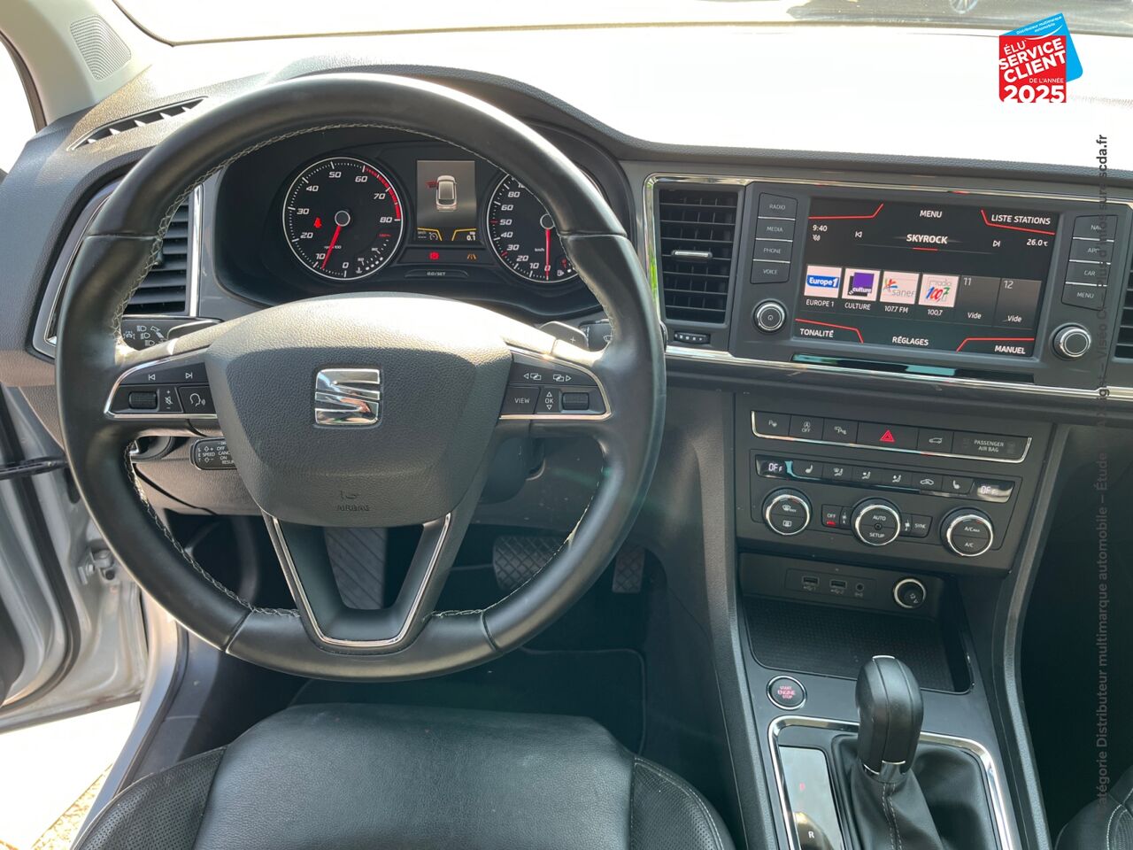 Véhicule d'occasion SEAT ATECA 1.4 ECOTSI 150CH ACT START/STOP STYLE DSG SIEGES CHAUF CAMERA chez Toyota Saint Dizier