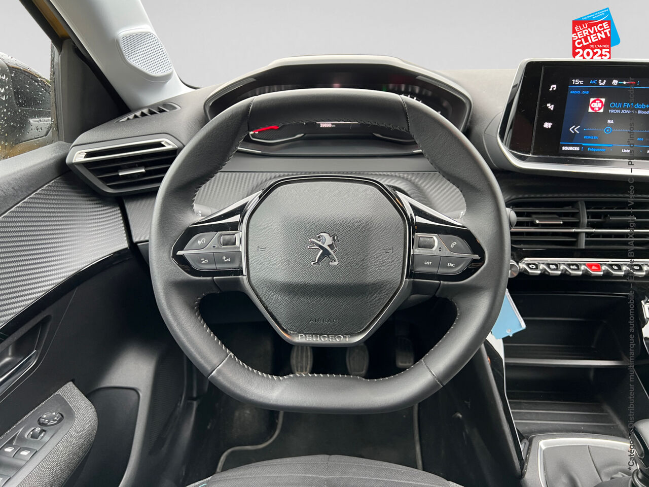 Véhicule d'occasion PEUGEOT 208 1.2 PURETECH 100CH S/S STYLE chez Renault Saint-Louis