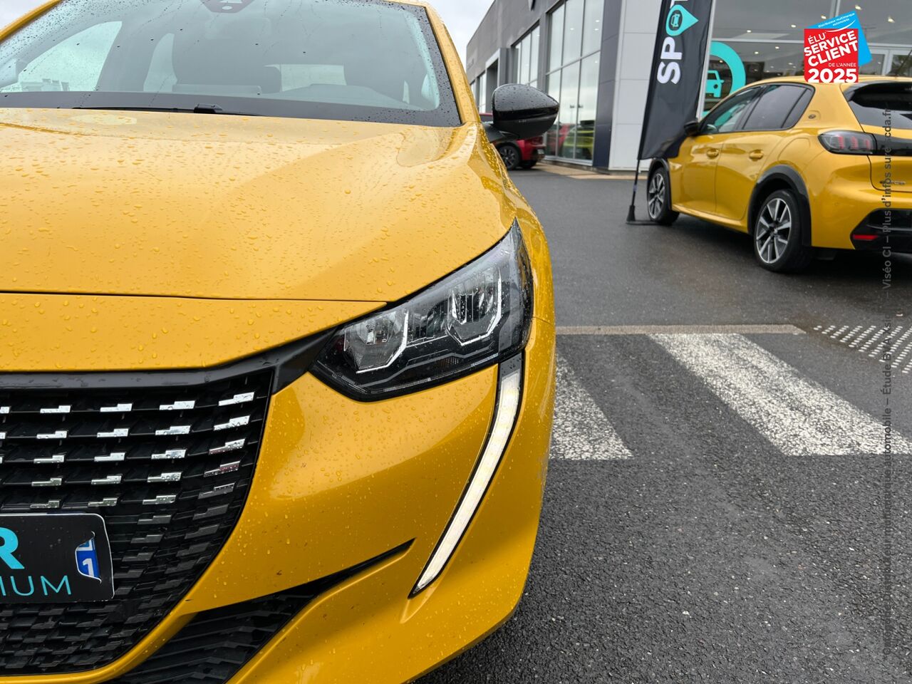 Véhicule d'occasion PEUGEOT 208 1.2 PURETECH 100CH S/S STYLE chez Renault Saint-Louis