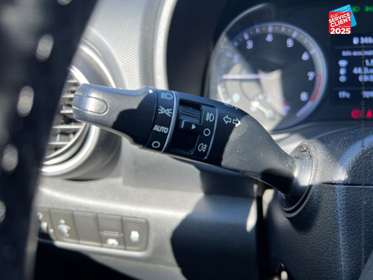 Véhicule d'occasion HYUNDAI KONA 1.0 T-GDI 120CH FAP INTUITIVE CAMERA CARPLAY chez Hyundai Epernay