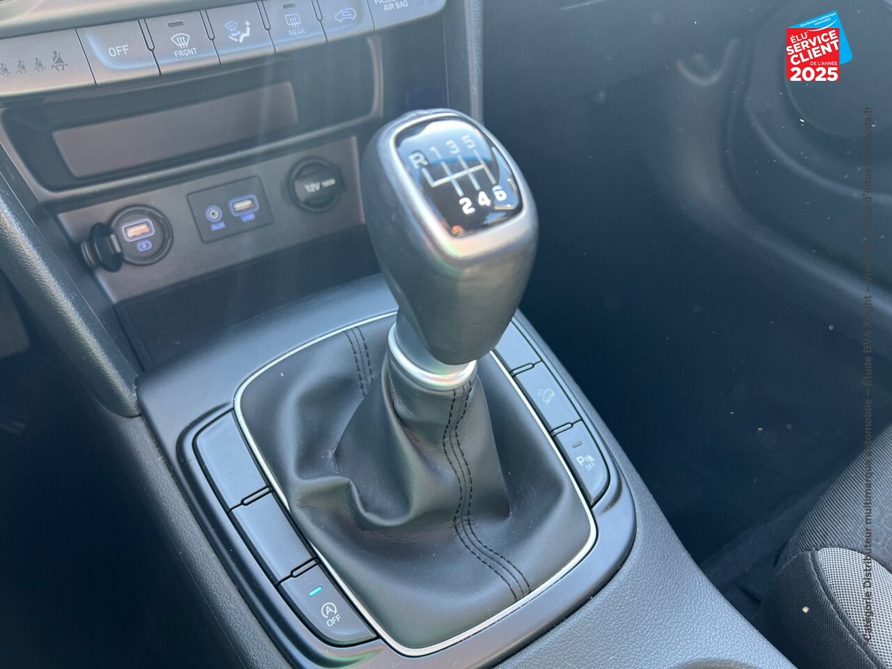 Véhicule d'occasion HYUNDAI KONA 1.0 T-GDI 120CH FAP INTUITIVE CAMERA CARPLAY chez Hyundai Epernay