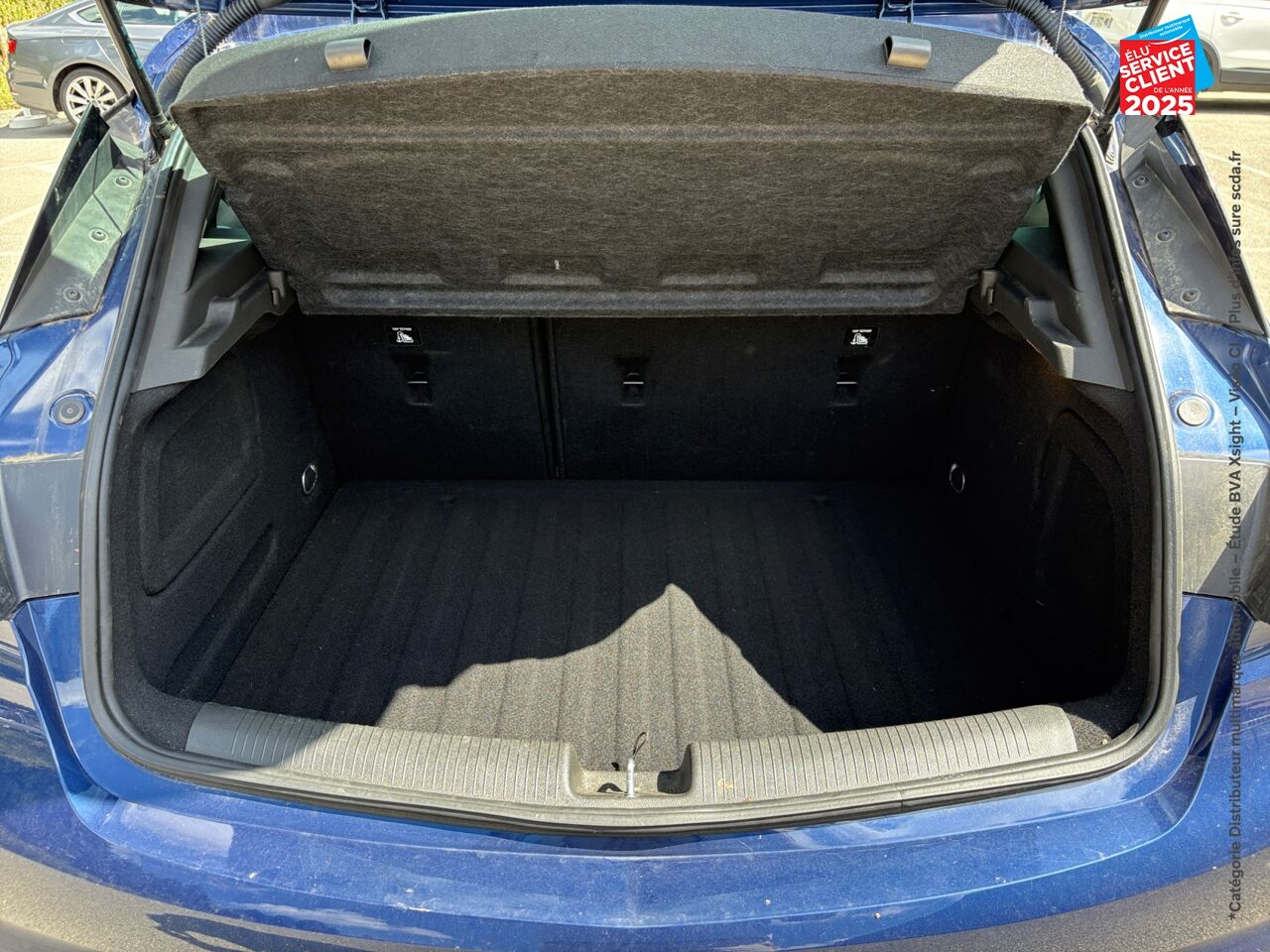 Véhicule d'occasion OPEL ASTRA 1.4 TURBO 145CH ELEGANCE BUSINESS CVT 8CV chez Hyundai Reims