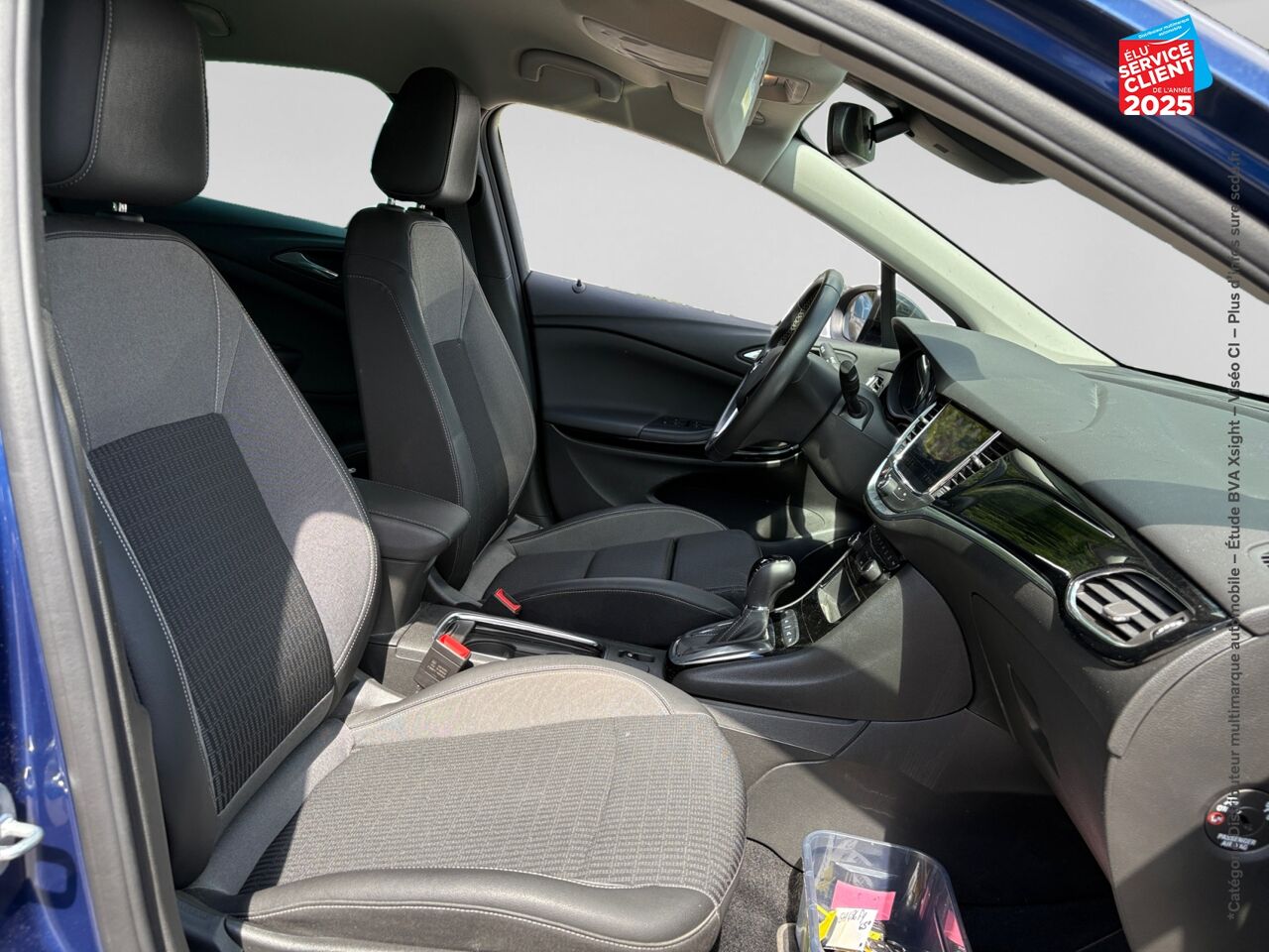 Véhicule d'occasion OPEL ASTRA 1.4 TURBO 145CH ELEGANCE BUSINESS CVT 8CV chez Hyundai Reims