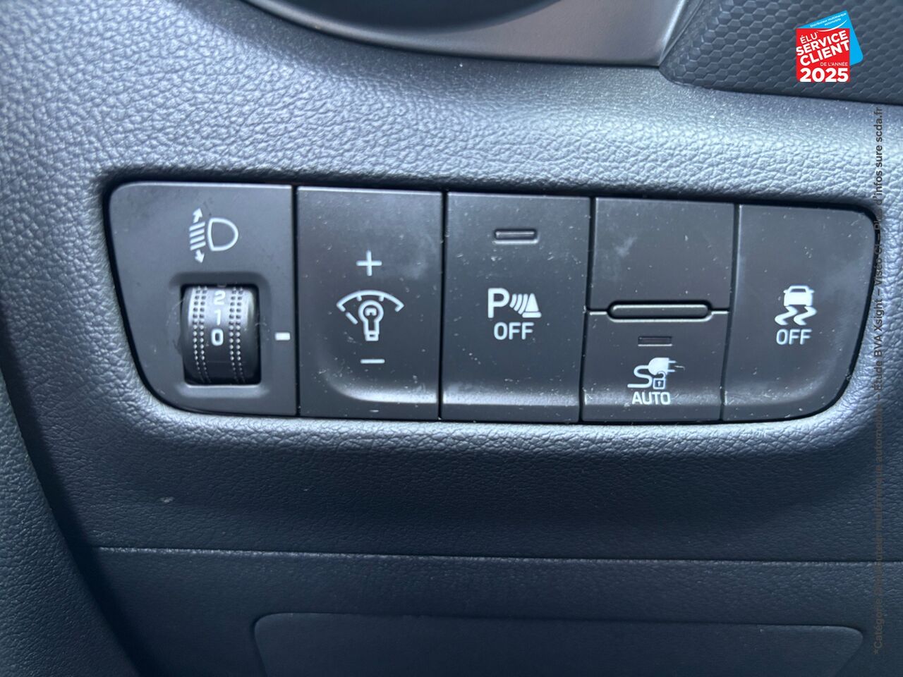 Véhicule d'occasion HYUNDAI KONA ELECTRIC 39KWH - 136CH INTUITIVE CAMERA CARPLAY chez Hyundai Besançon