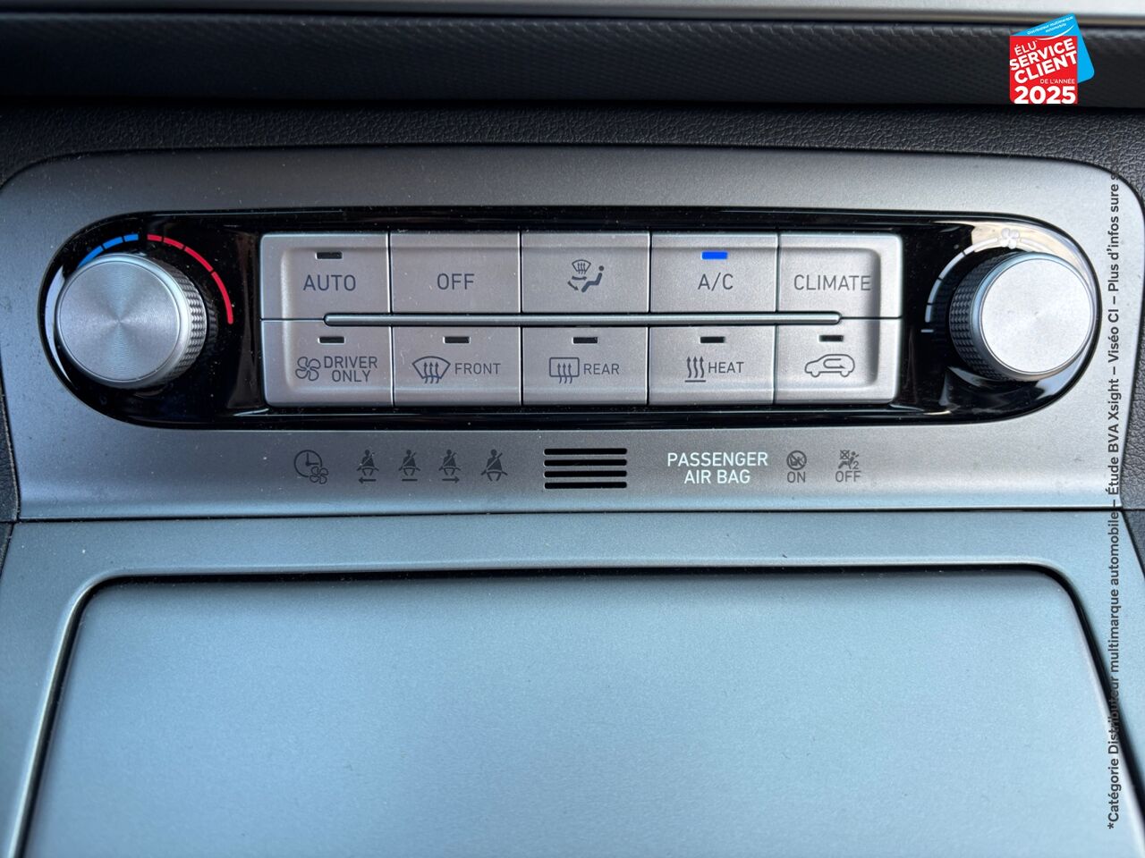 Véhicule d'occasion HYUNDAI KONA ELECTRIC 39KWH - 136CH INTUITIVE CAMERA CARPLAY chez Hyundai Besançon