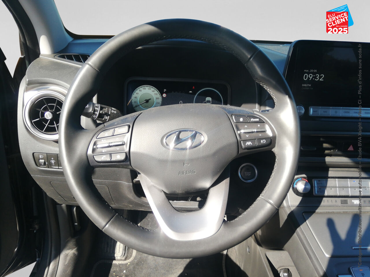 Véhicule d'occasion HYUNDAI KONA ELECTRIC 64KWH - 204CH CREATIVE chez Opel Saint-Dizier