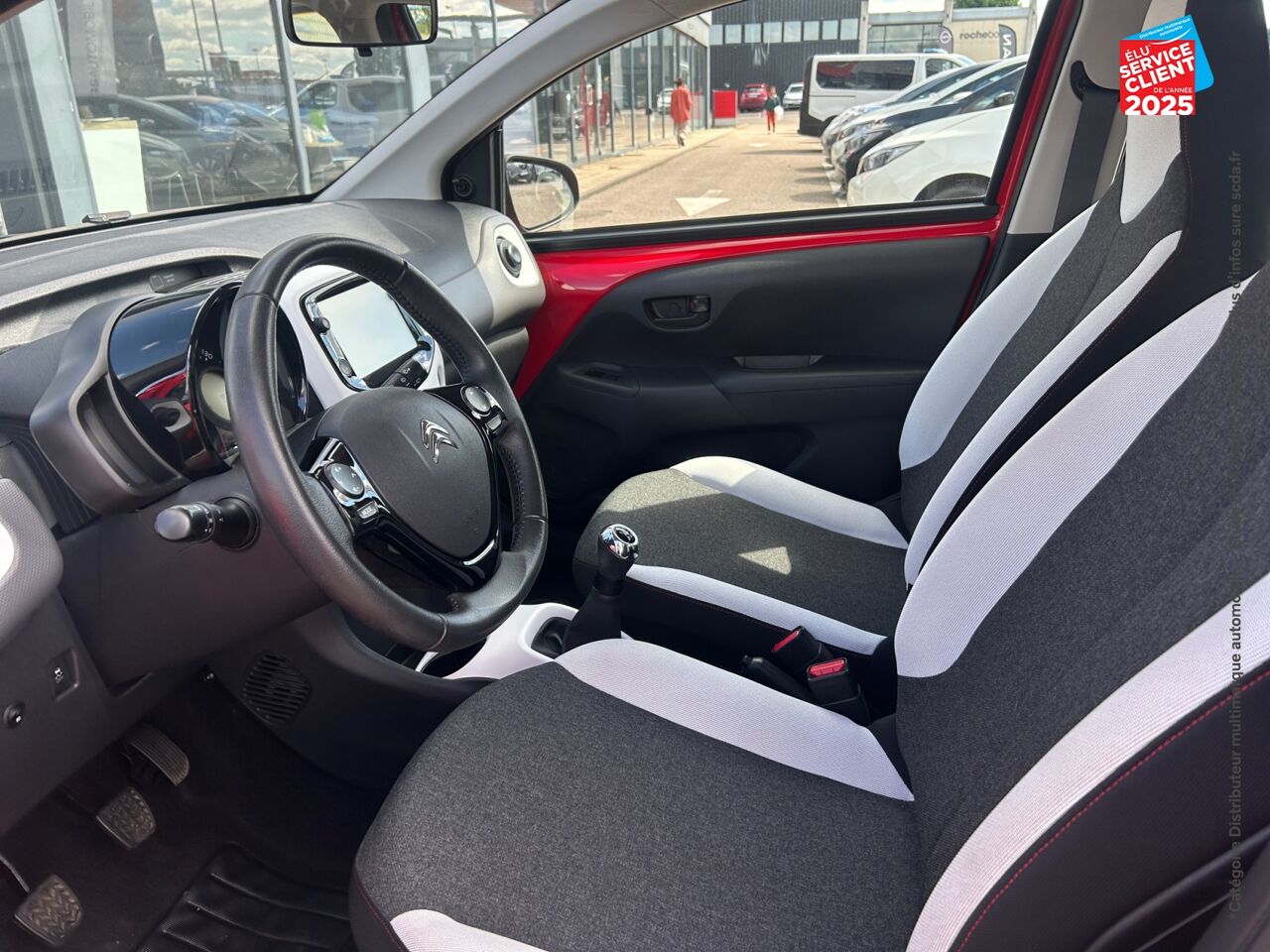 Véhicule d'occasion CITROEN C1 VTI 72 SS LIVE 5P E6.D CAMERA chez Toyota Thionville