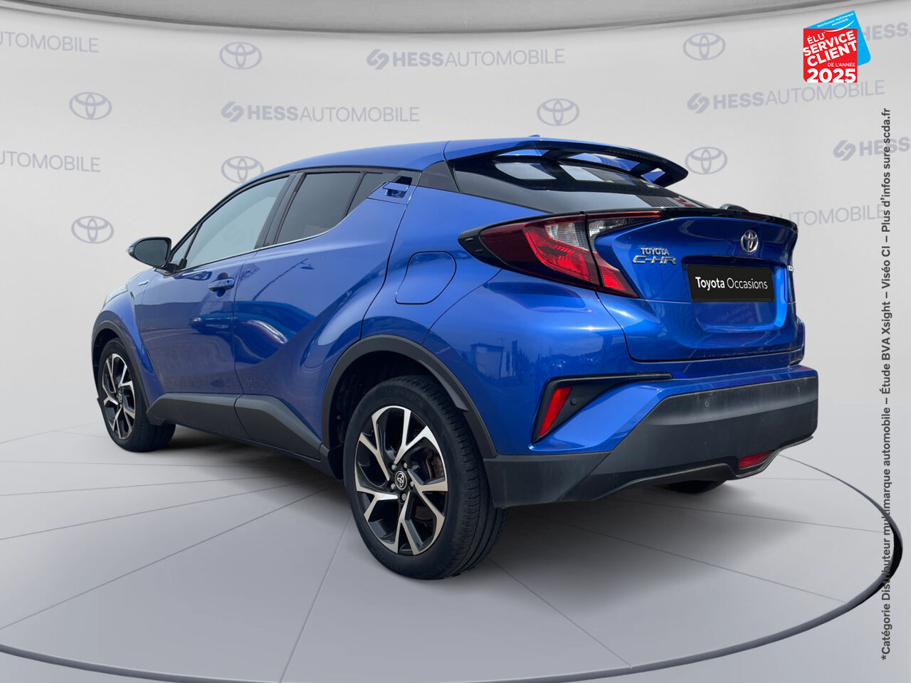 Véhicule d'occasion TOYOTA C-HR 1.8 HYBRIDE 122CH DESIGN E-CVT chez Toyota Saint Dizier