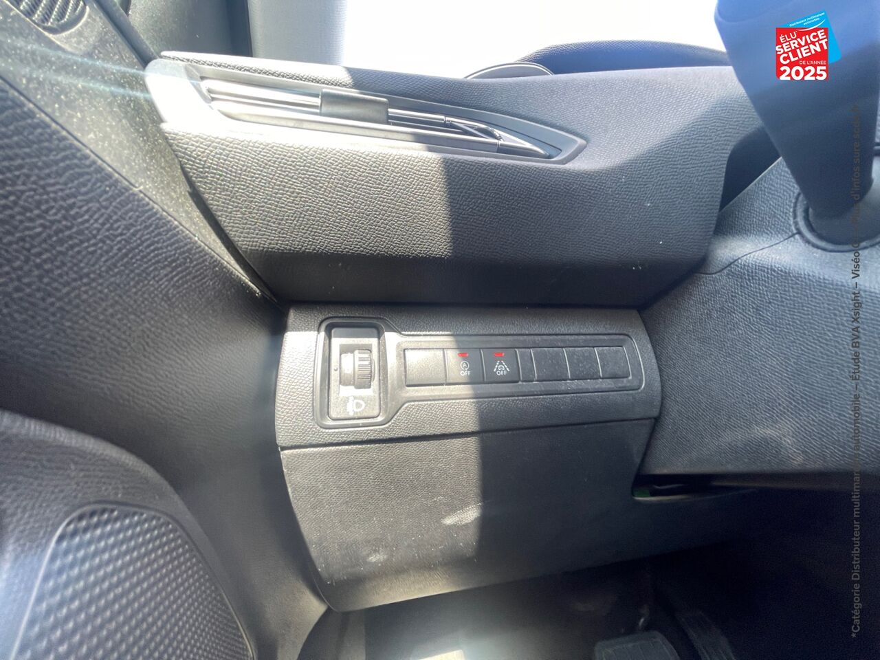 Véhicule d'occasion PEUGEOT 308 1.2 PURETECH 130CH E6.C S/S ALLURE EAT8 CAMERA chez Dacia Mulhouse