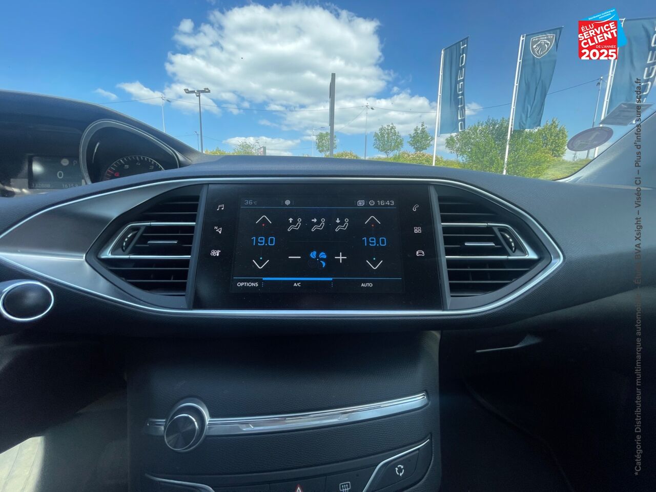 Véhicule d'occasion PEUGEOT 308 1.2 PURETECH 130CH E6.C S/S ALLURE EAT8 CAMERA chez Dacia Mulhouse