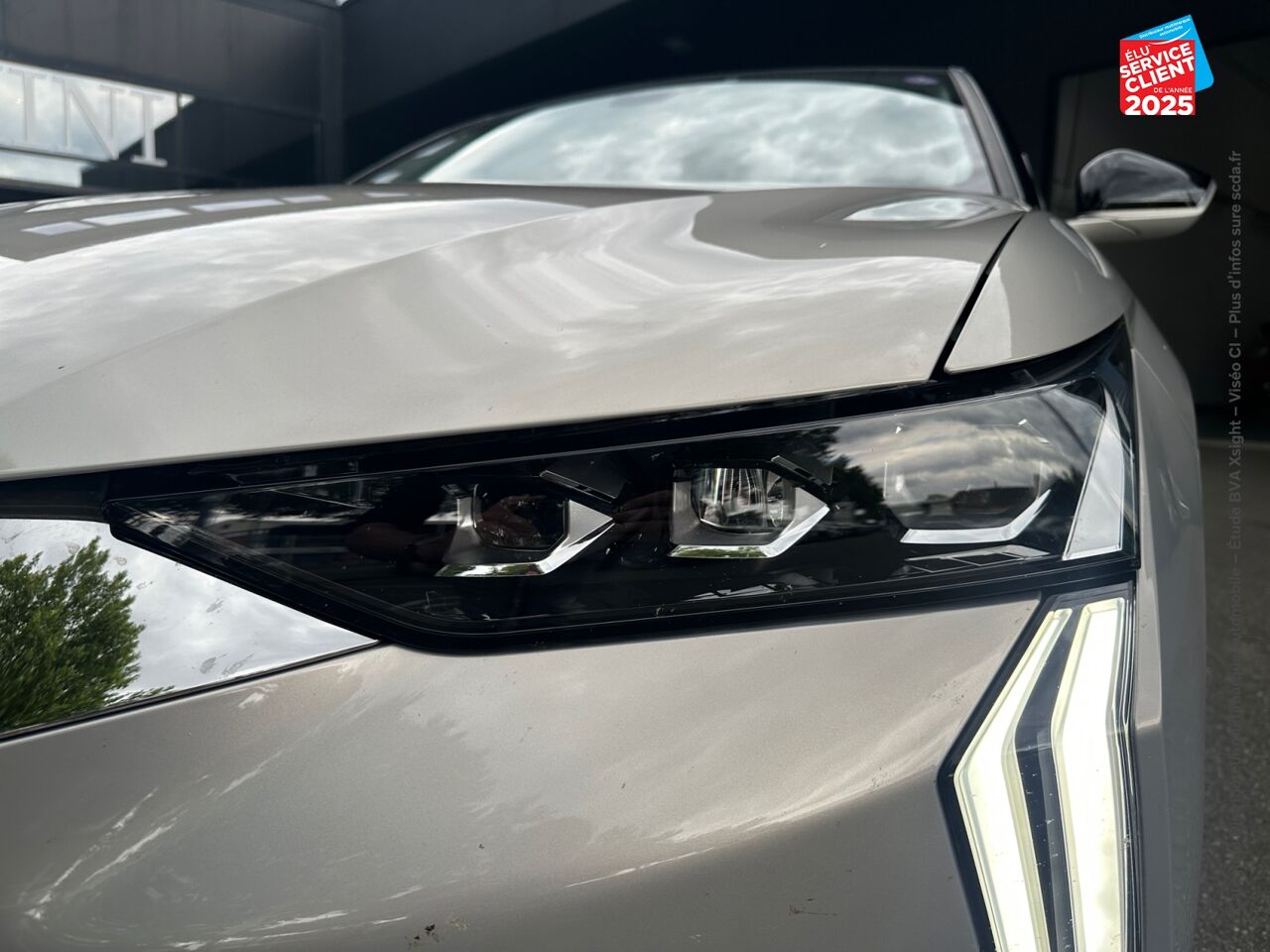 Véhicule d'occasion DS DS 4 PURETECH 130CH CROSS RIVOLI AUTOMATIQUE CUIR CAMERA GPS chez BMW Besançon