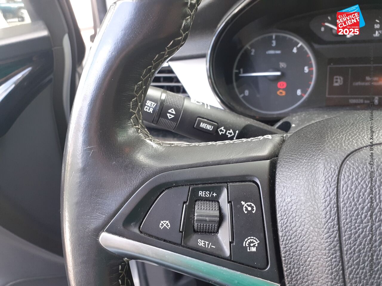 Véhicule d'occasion OPEL MOKKA X 1.6 D 136 BLACK EDITION 4X2 BVA EURO6D-T ATTELAGE chez Toyota Thionville