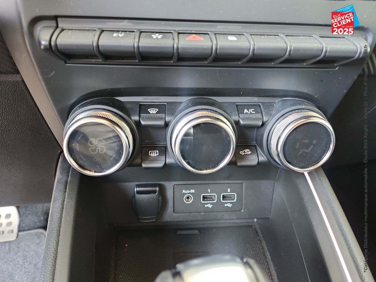 Véhicule d'occasion RENAULT CLIO 1.6 E-TECH HYBRIDE 140CH RS LINE -21N chez Toyota Thionville