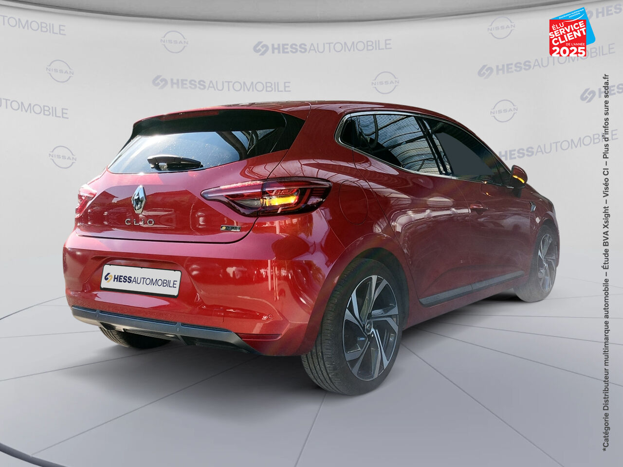 Véhicule d'occasion RENAULT CLIO 1.6 E-TECH HYBRIDE 140CH RS LINE -21N chez Toyota Thionville