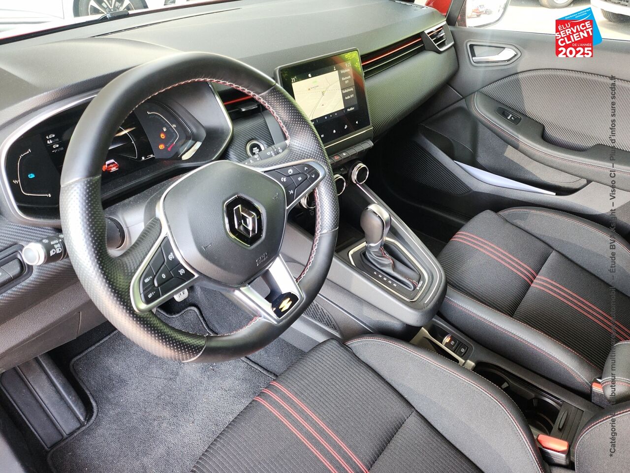 Véhicule d'occasion RENAULT CLIO 1.6 E-TECH HYBRIDE 140CH RS LINE -21N chez Toyota Thionville