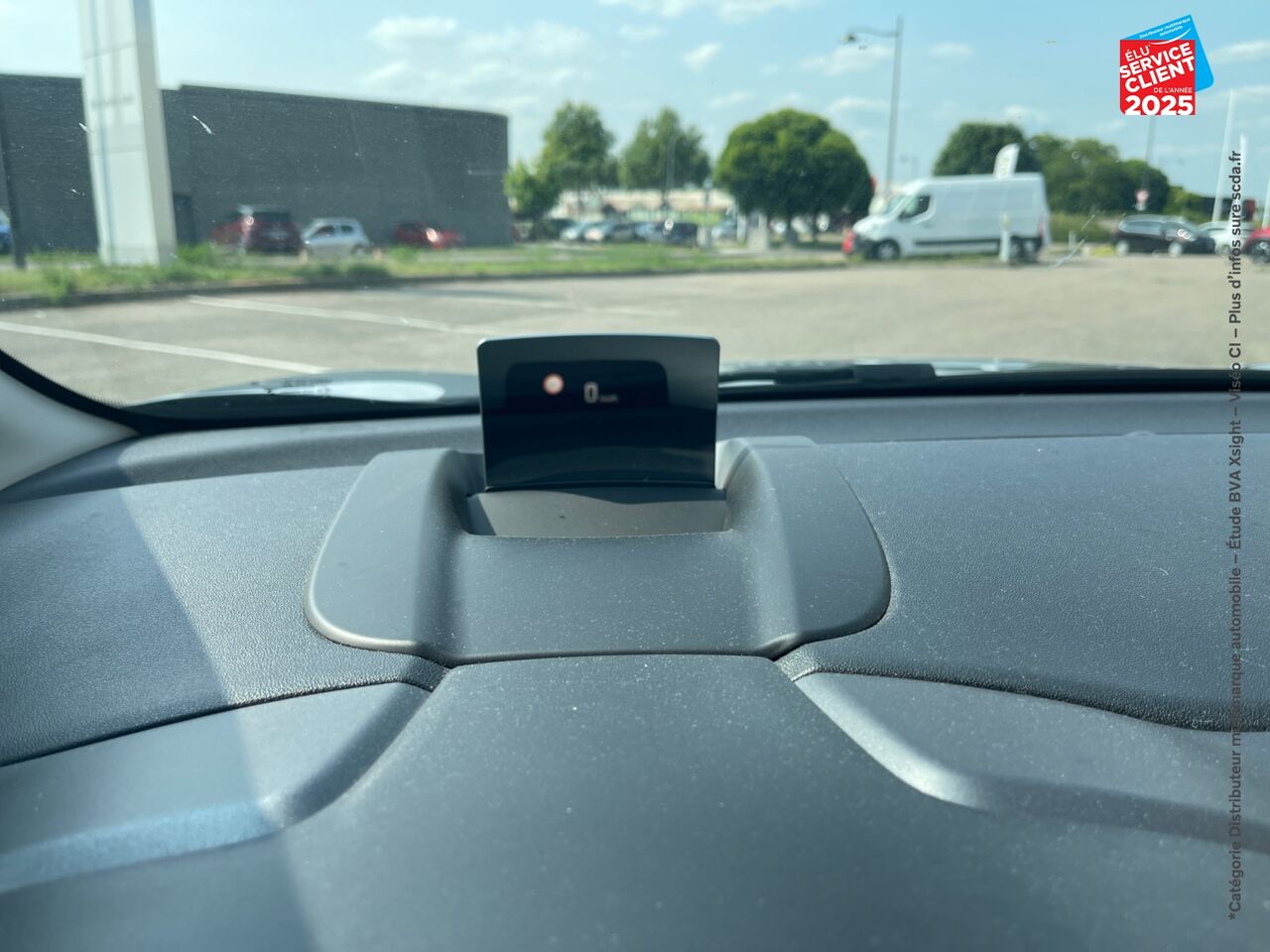 Véhicule d'occasion CITROEN C3 AIRCROSS BLUEHDI 120CH SS SHINE EAT6 chez Hyundai Epernay