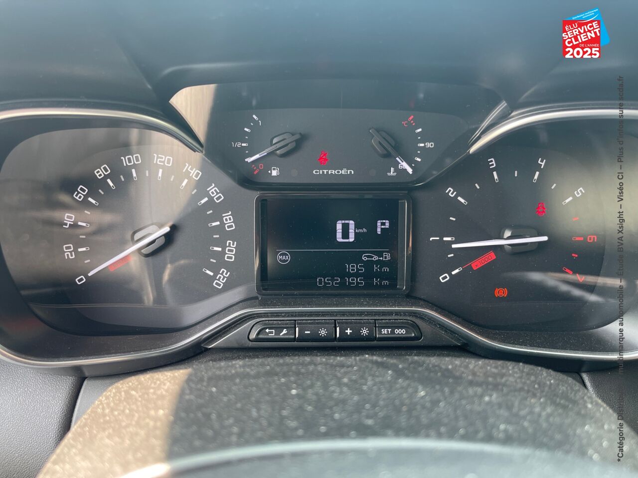 Véhicule d'occasion CITROEN C3 AIRCROSS BLUEHDI 120CH SS SHINE EAT6 chez Hyundai Epernay