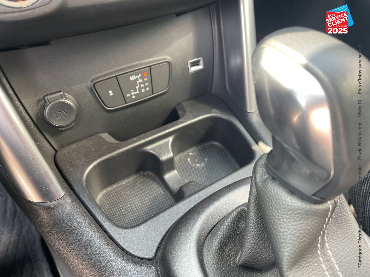 Véhicule d'occasion CITROEN C3 AIRCROSS BLUEHDI 120CH SS SHINE EAT6 chez Hyundai Epernay