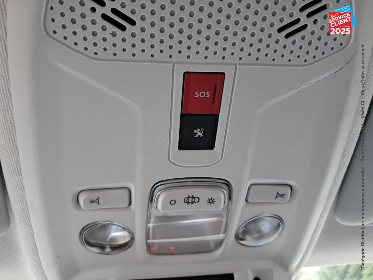 Véhicule d'occasion PEUGEOT 208 1.2 PURETECH 75CH SS ACTIVE PACK chez HESS Automobile