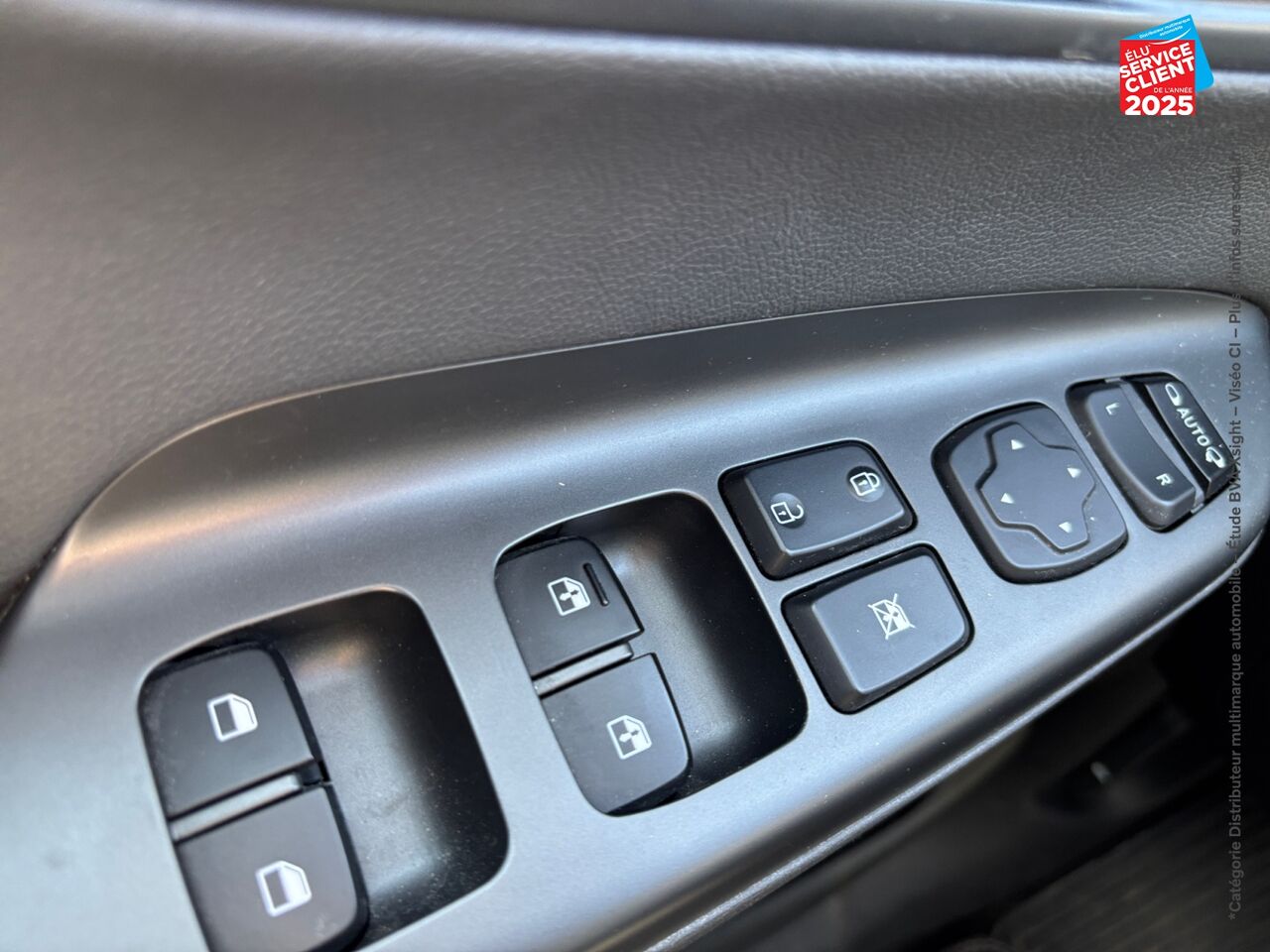 Véhicule d'occasion HYUNDAI KONA ELECTRIC 39KWH - 136CH EXECUTIVE SIEGE CHAUF GPS CAMERA chez Hyundai Reims