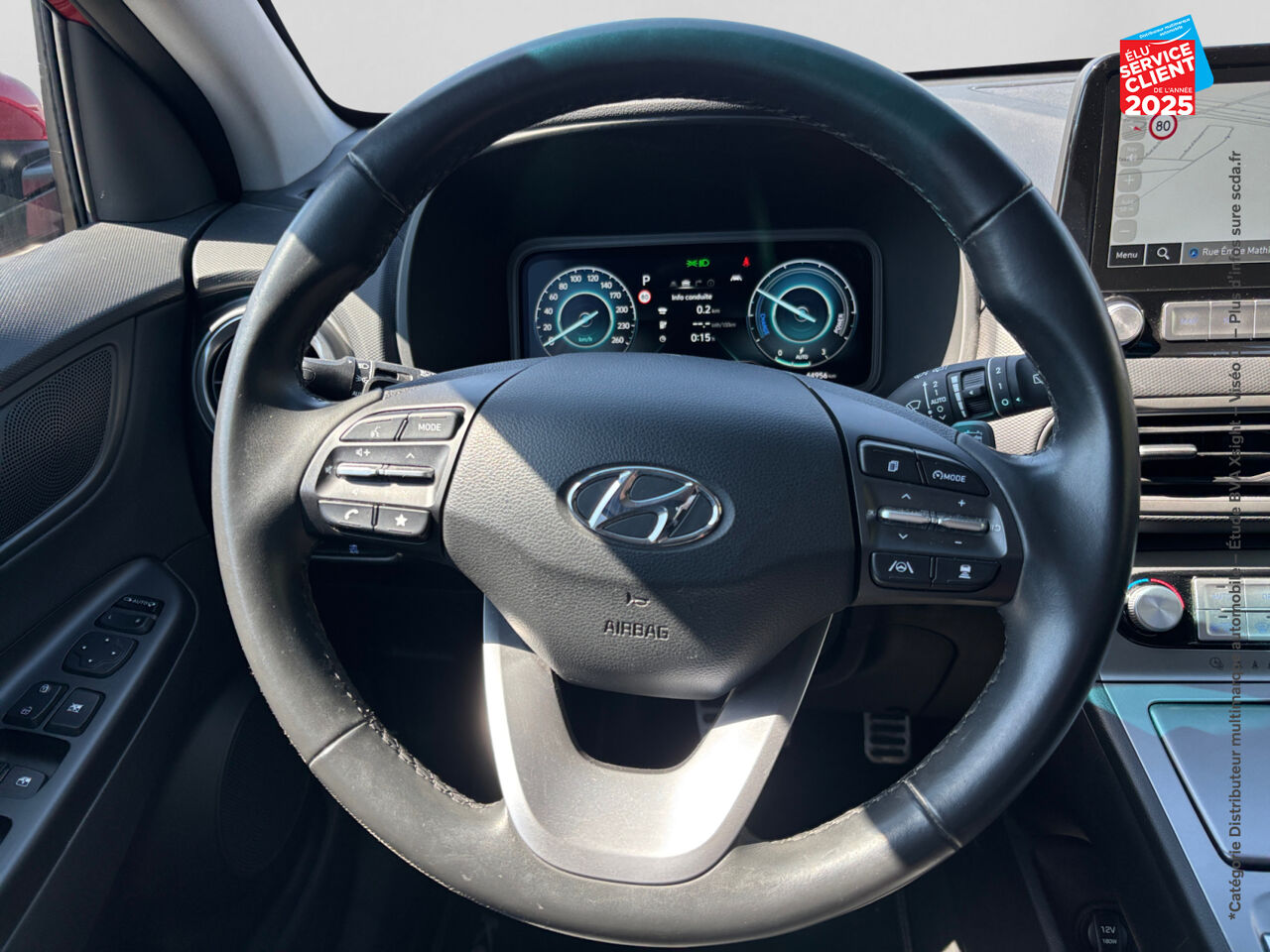 Véhicule d'occasion HYUNDAI KONA ELECTRIC 39KWH - 136CH EXECUTIVE SIEGE CHAUF GPS CAMERA chez Hyundai Reims