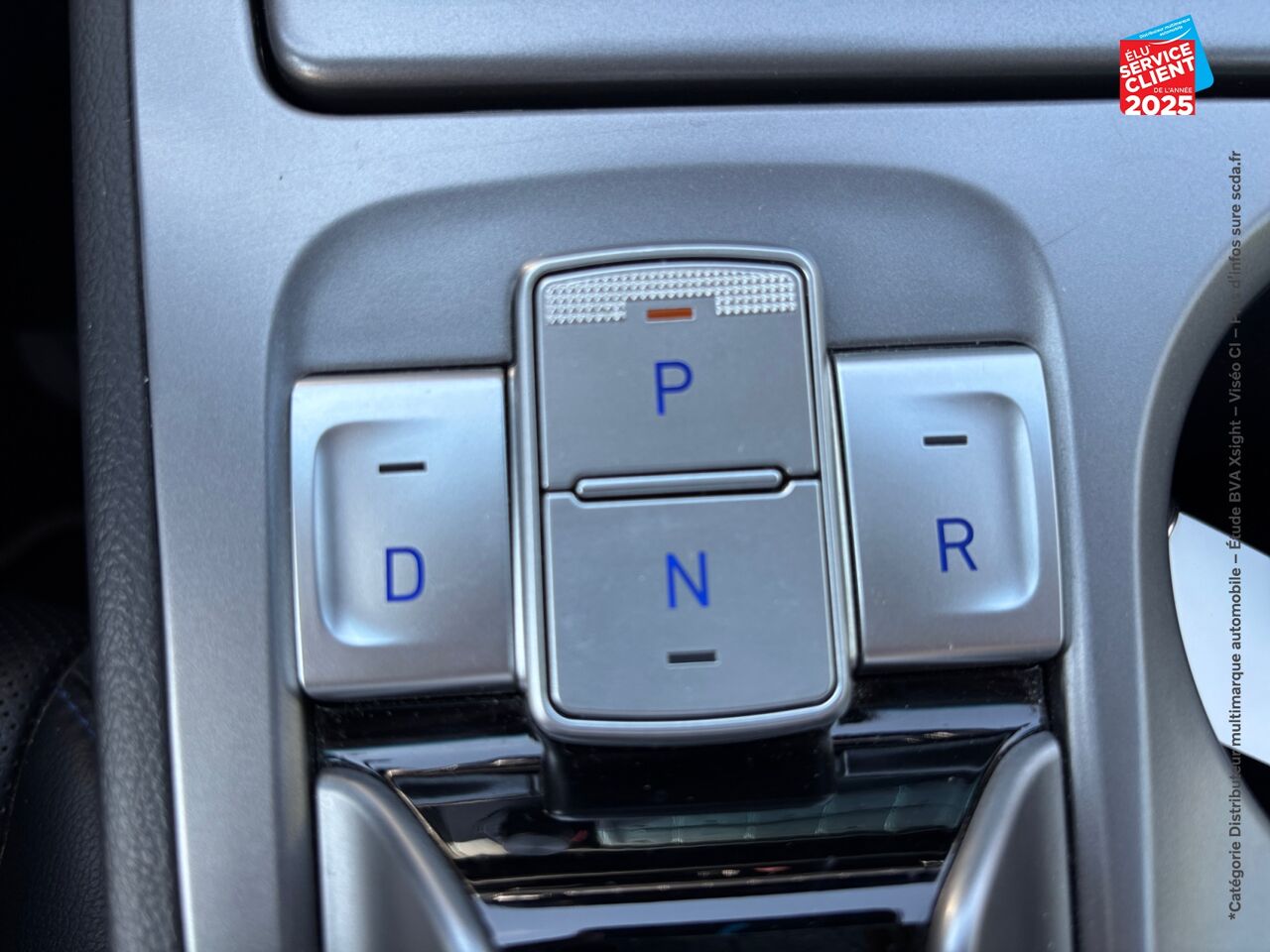 Véhicule d'occasion HYUNDAI KONA ELECTRIC 39KWH - 136CH EXECUTIVE SIEGE CHAUF GPS CAMERA chez Hyundai Reims