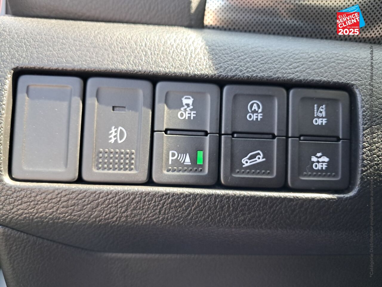 Véhicule d'occasion SUZUKI VITARA 1.4 BOOSTERJET HYBRID 129CH STYLE ALLGRIP SIEGE CHAUF chez Renault Saint-Louis