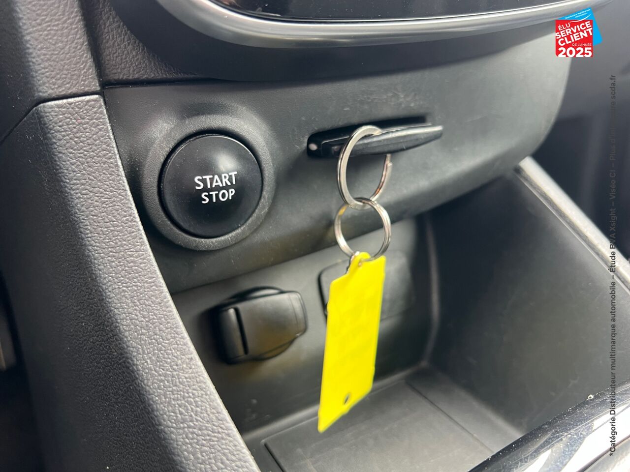Véhicule d'occasion RENAULT CLIO ESTATE 0.9 TCE 90CH ENERGY BUSINESS EURO6C chez Renault Saint-Louis