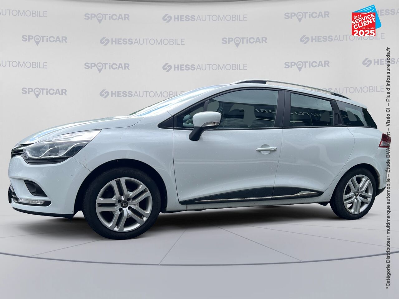 Véhicule d'occasion RENAULT CLIO ESTATE 0.9 TCE 90CH ENERGY BUSINESS EURO6C chez Renault Saint-Louis