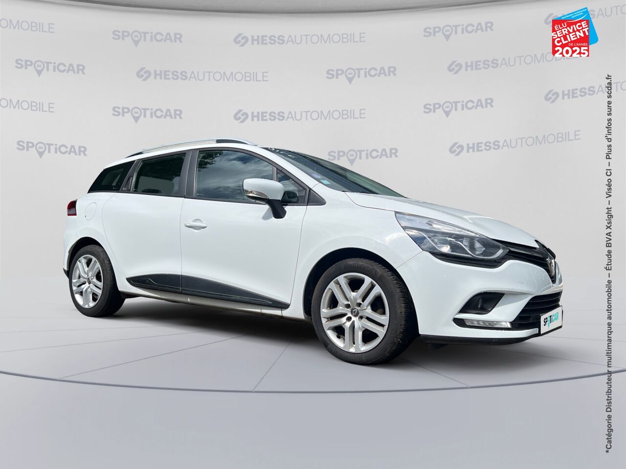 Véhicule d'occasion RENAULT CLIO ESTATE 0.9 TCE 90CH ENERGY BUSINESS EURO6C chez Renault Saint-Louis
