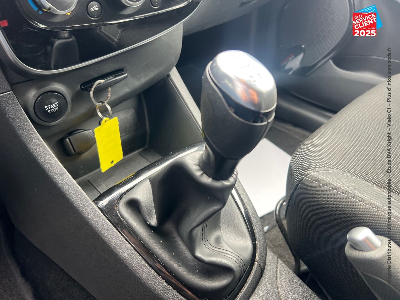 Véhicule d'occasion RENAULT CLIO ESTATE 0.9 TCE 90CH ENERGY BUSINESS EURO6C chez Renault Saint-Louis