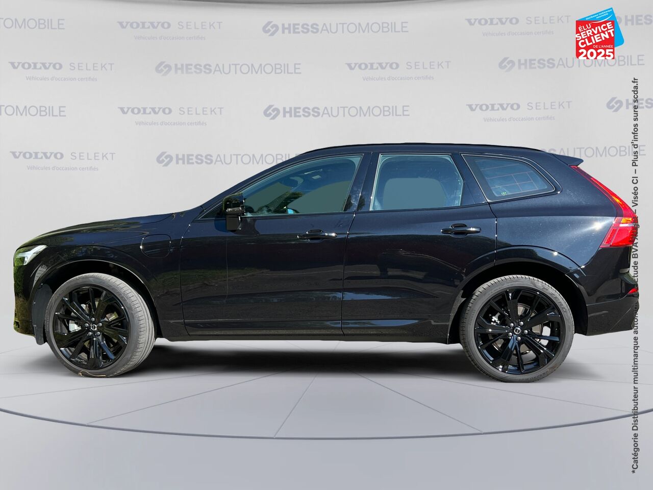 Véhicule d'occasion VOLVO XC60 T6 HYBRIDE RECHARGEABLE 253 + 145CH BLACK EDITION GEARTRONIC 8 AWD TOUVRANT SIEGE CHAUF VOLANT chez Volvo Epernay