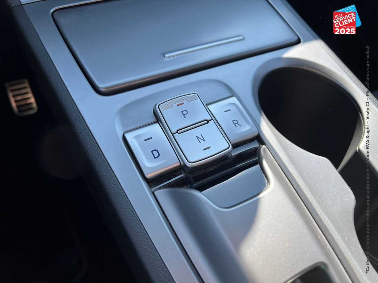 Véhicule d'occasion HYUNDAI KONA ELECTRIC 136CH INTUITIVE EURO6D-T EVAP 2CV CAMERA CARPLAY chez Toyota Sarreguemines