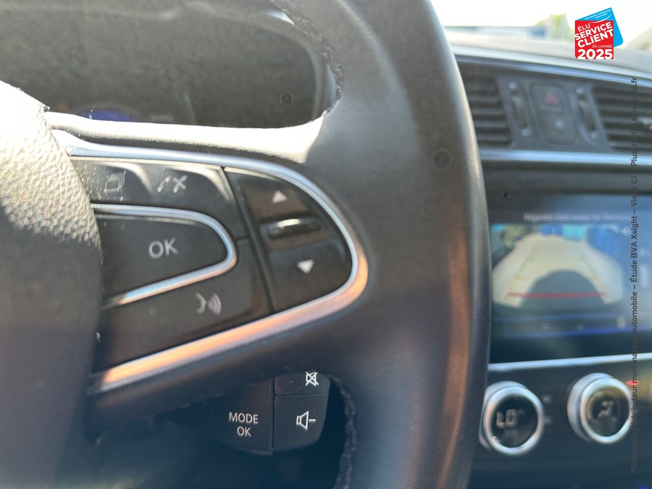 Véhicule d'occasion RENAULT KADJAR 1.3 TCE 140CH FAP BUSINESS - 21 chez Toyota Verdun
