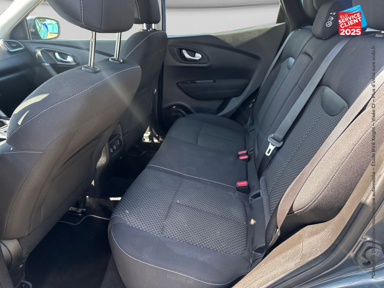 Véhicule d'occasion RENAULT KADJAR 1.3 TCE 140CH FAP BUSINESS - 21 chez Toyota Verdun
