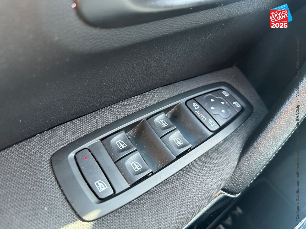 Véhicule d'occasion RENAULT KADJAR 1.3 TCE 140CH FAP BUSINESS - 21 chez Toyota Verdun