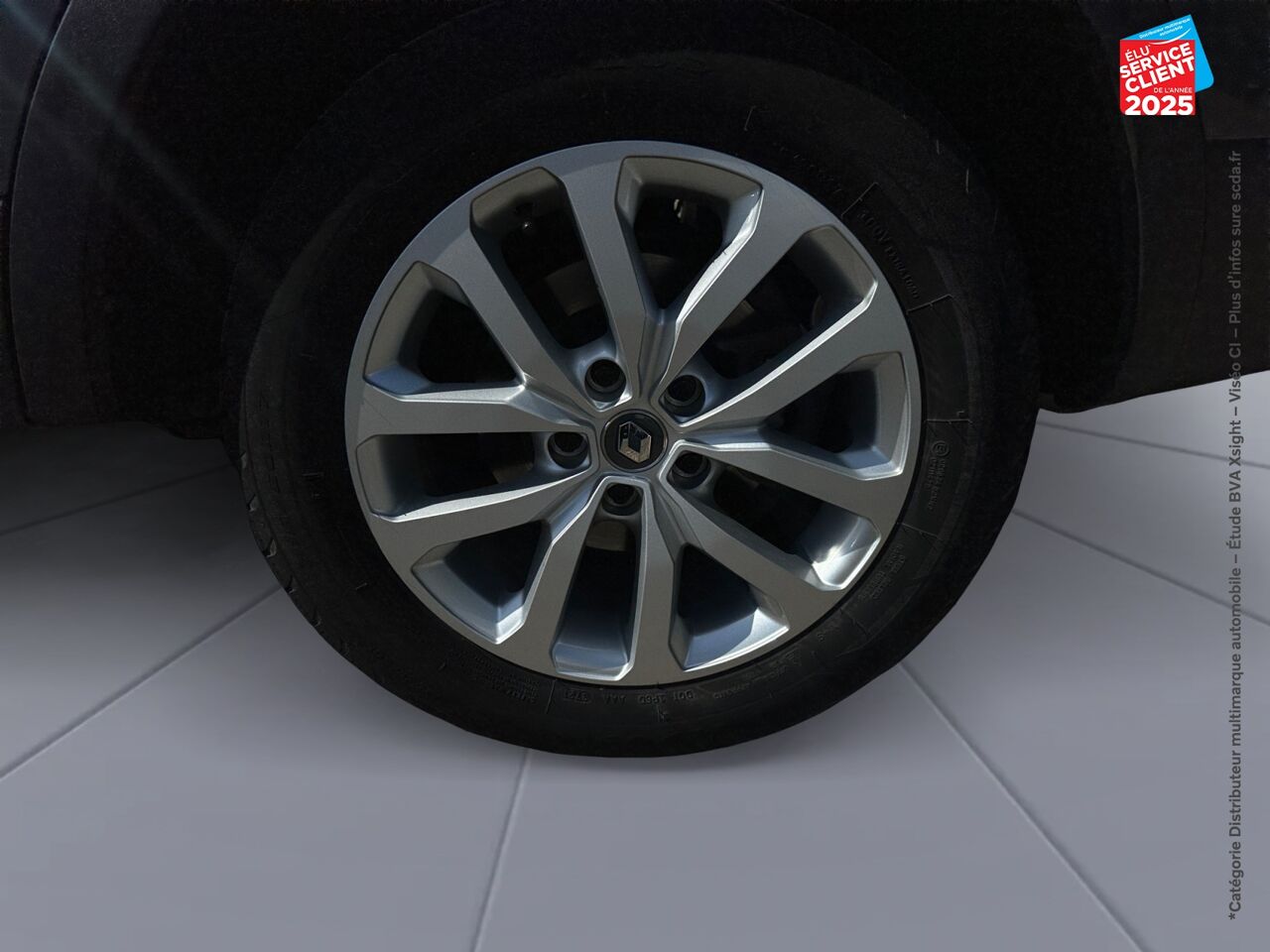 Véhicule d'occasion RENAULT KADJAR 1.3 TCE 140CH FAP BUSINESS - 21 chez Toyota Verdun