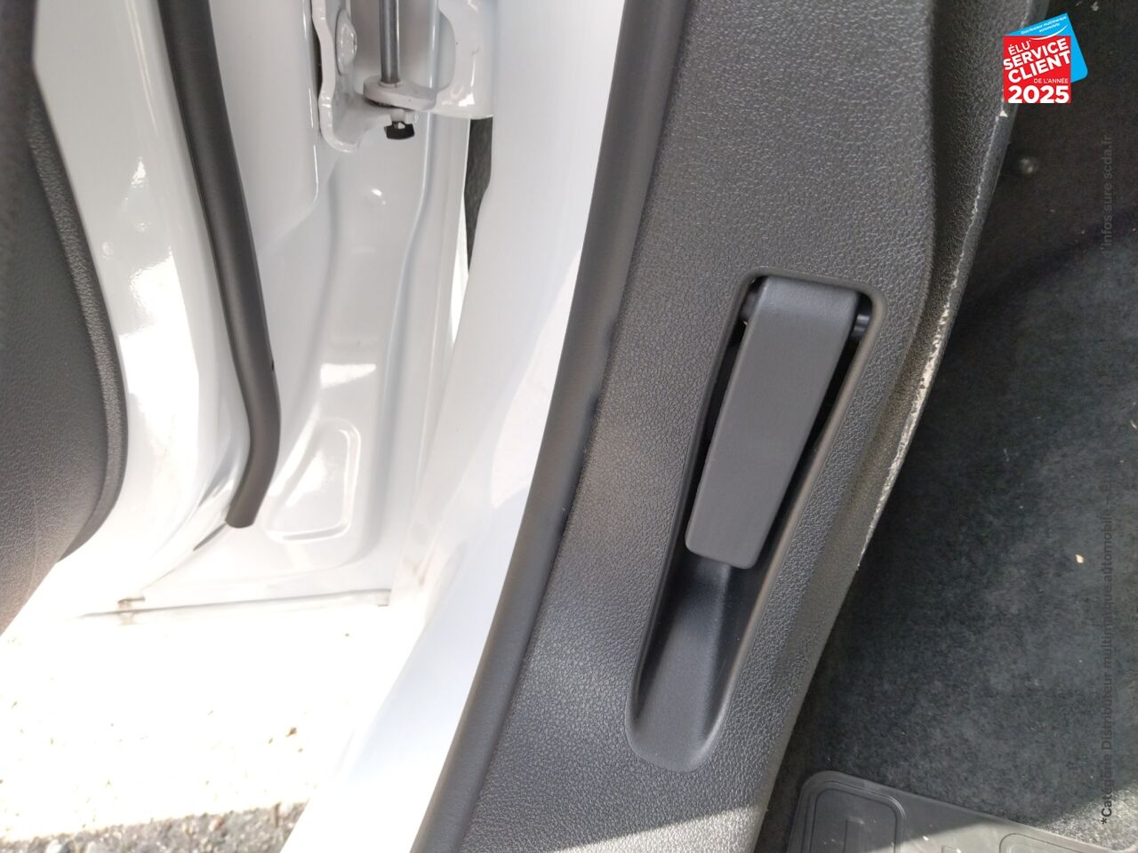 Véhicule d'occasion TOYOTA PROACE CITY LONG 110 VVT-I START MC24 chez Renault Saint-Louis