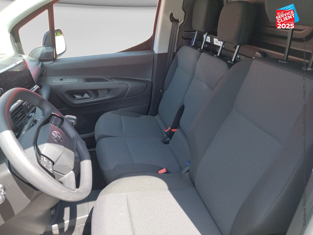 Véhicule d'occasion TOYOTA PROACE CITY LONG 110 VVT-I START MC24 chez Renault Saint-Louis